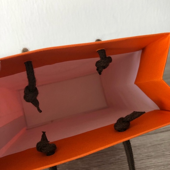 Hermes Authentic Shopping Paper Bag 6”x8.5”x2 3/4” - Picture 5 of 6